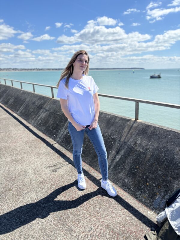 T-shirt femme brodé homard – Image 2
